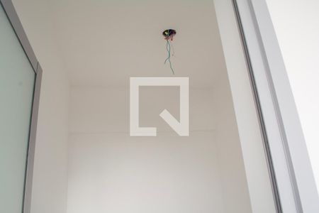 Apartamento à venda com 184m², 3 quartos e 3 vagas Apartamento à venda com 184m², 3 quartos e 3 vagasQuarto de Serviço