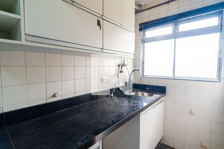 Apartamento à venda com 65m², 2 quartos e 1 vagaÁrea de Serviço