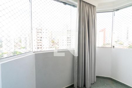 Sacada de apartamento à venda com 2 quartos, 65m² em Saúde, São Paulo
