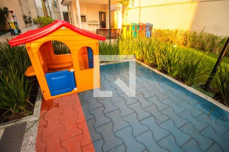 Apartamento à venda com 32m², 2 quartos e sem vaga Apartamento à venda com 32m², 2 quartos e sem vagaÁrea Comum