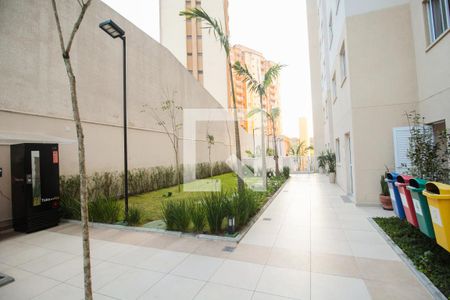 Apartamento à venda com 32m², 2 quartos e sem vaga Apartamento à venda com 32m², 2 quartos e sem vagaÁrea Comum