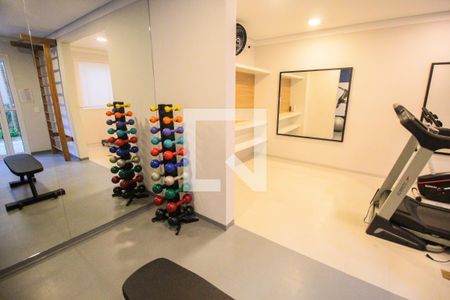 Apartamento à venda com 32m², 2 quartos e sem vaga Apartamento à venda com 32m², 2 quartos e sem vagaAcademia