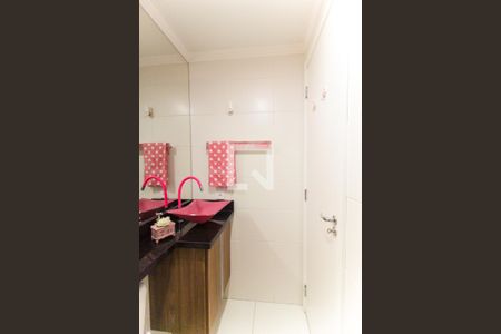 Apartamento à venda com 32m², 2 quartos e sem vaga Apartamento à venda com 32m², 2 quartos e sem vagaBanheiro