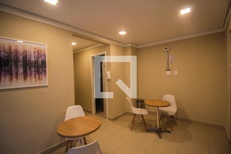 Apartamento à venda com 32m², 2 quartos e sem vaga Apartamento à venda com 32m², 2 quartos e sem vagaÁrea Comum
