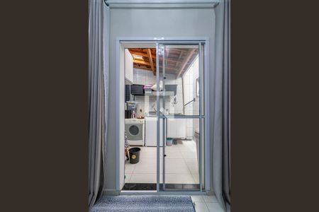 Apartamento à venda com 43m², 2 quartos e 1 vaga Apartamento à venda com 43m², 2 quartos e 1 vagaÁrea de Serviço