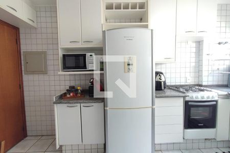 Apartamento à venda com 100m², 3 quartos e 2 vagas Apartamento à venda com 100m², 3 quartos e 2 vagasCozinha