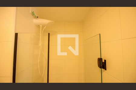 Banheiro de apartamento à venda com 2 quartos, 32m² em Vila Ema, São Paulo
