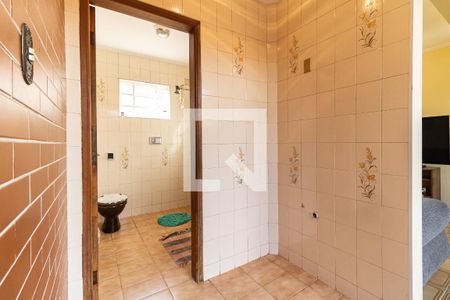 Casa à venda com 480m², 4 quartos e 8 vagas Casa à venda com 480m², 4 quartos e 8 vagasBanheiro Social 1