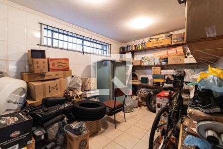 Casa à venda com 480m², 4 quartos e 8 vagas Casa à venda com 480m², 4 quartos e 8 vagasDispensa