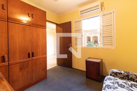 Casa à venda com 480m², 4 quartos e 8 vagas Casa à venda com 480m², 4 quartos e 8 vagasQuarto 3