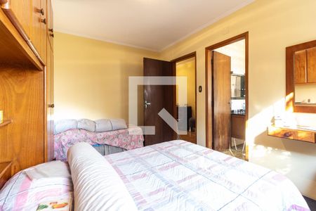 Casa à venda com 480m², 4 quartos e 8 vagas Casa à venda com 480m², 4 quartos e 8 vagasSuíte