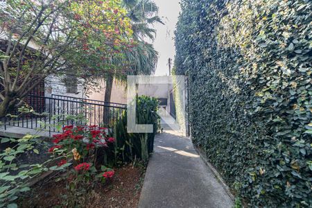 Casa à venda com 480m², 4 quartos e 8 vagas Casa à venda com 480m², 4 quartos e 8 vagasJardim