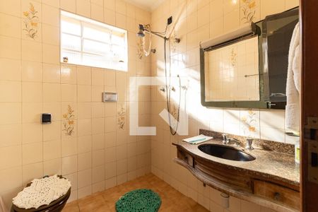 Casa à venda com 480m², 4 quartos e 8 vagas Casa à venda com 480m², 4 quartos e 8 vagasBanheiro Social 1