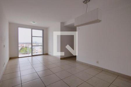 Sala de apartamento para alugar com 2 quartos, 61m² em Anil, Rio de Janeiro