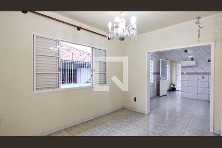Casa à venda com 3 quartos, 165m² em Vila Ipiranga, Porto Alegre