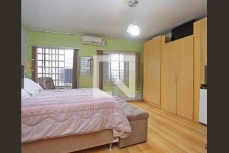 Casa à venda com 3 quartos, 230m² em Rio Branco, Porto Alegre