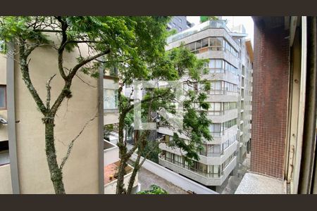 Apartamento à venda com 3 quartos, 103m² em Moinhos de Vento, Porto Alegre