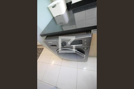 Apartamento para alugar com 67m², 3 quartos e 1 vagaÁrea de Serviço