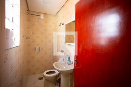 Casa à venda com 162m², 2 quartos e 1 vagaBanheiro 1