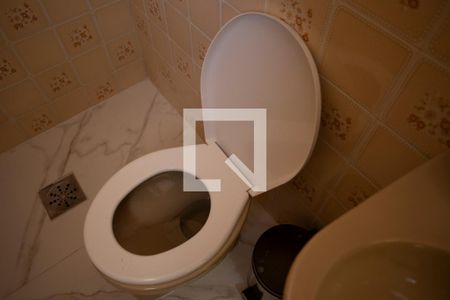 Casa à venda com 162m², 2 quartos e 1 vagaBanheiro 1