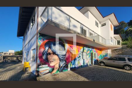 Studio para alugar com 40m², 1 quarto e sem vaga Studio para alugar com 40m², 1 quarto e sem vagaFachada