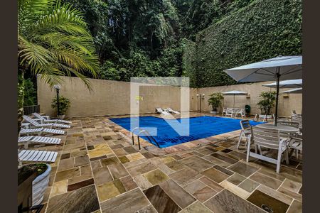 Apartamento para alugar com 120m², 3 quartos e 2 vagasÁrea comum - Piscina