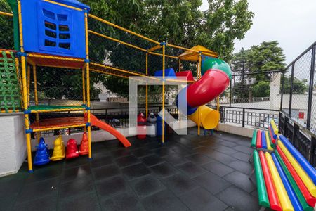 Apartamento para alugar com 170m², 2 quartos e 1 vagaÁrea comum - Playground