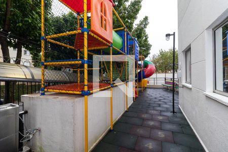 Apartamento para alugar com 170m², 2 quartos e 1 vagaÁrea comum - Playground