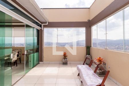 Apartamento para alugar com 170m², 2 quartos e 1 vagaÁrea de Lazer