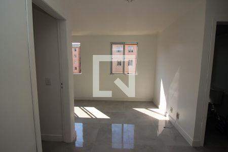 Sala de apartamento para alugar com 1 quarto, 40m² em Vila Nova, Porto Alegre