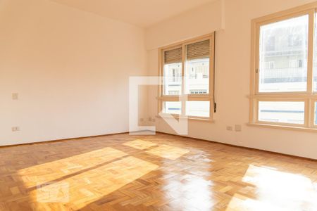 Sala iluminada e espaçosa de apartamento para alugar com 1 quarto, 44m² em Bela Vista, São Paulo
