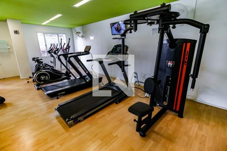 Apartamento para alugar com 75m², 2 quartos e 1 vaga Apartamento para alugar com 75m², 2 quartos e 1 vagaÁrea comum - Academia