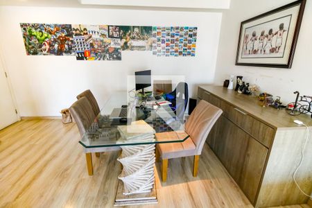 Apartamento para alugar com 75m², 2 quartos e 1 vaga Apartamento para alugar com 75m², 2 quartos e 1 vagaSala