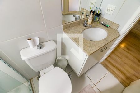Banheiro Social de apartamento para alugar com 2 quartos, 75m² em Vila Andrade, São Paulo