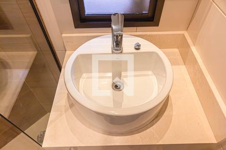 Apartamento para alugar com 65m², 2 quartos e 1 vaga Apartamento para alugar com 65m², 2 quartos e 1 vagaBanheiro