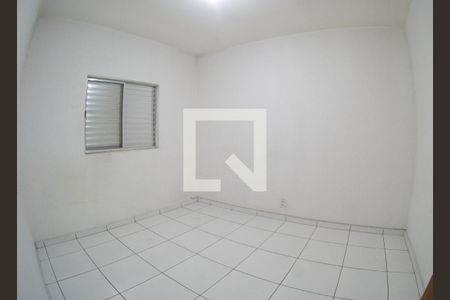 Casa para alugar com 140m², 5 quartos e 2 vagasQuarto