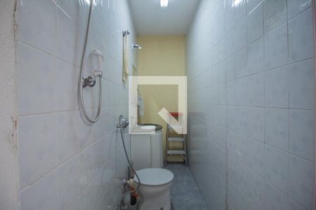 Casa para alugar com 300m², 4 quartos e sem vagaBanheiro da Área de Serviço