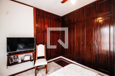 Casa à venda com 269m², 6 quartos e 3 vagas Casa à venda com 269m², 6 quartos e 3 vagasQuarto 3 casa 2