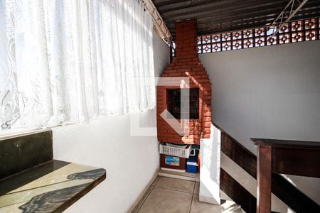 Casa à venda com 269m², 6 quartos e 3 vagas Casa à venda com 269m², 6 quartos e 3 vagasChurrasqueira