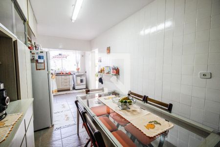 Casa à venda com 269m², 6 quartos e 3 vagas Casa à venda com 269m², 6 quartos e 3 vagasCozinha casa 2