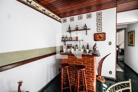 Casa à venda com 269m², 6 quartos e 3 vagas Casa à venda com 269m², 6 quartos e 3 vagasSala casa 2