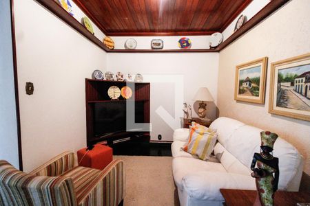 Casa à venda com 269m², 6 quartos e 3 vagas Casa à venda com 269m², 6 quartos e 3 vagasSala casa 2