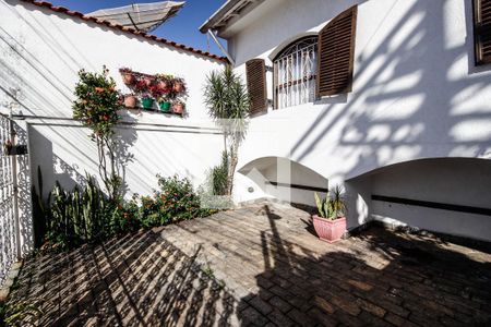 Casa à venda com 269m², 6 quartos e 3 vagas Casa à venda com 269m², 6 quartos e 3 vagasGaragem casa 2