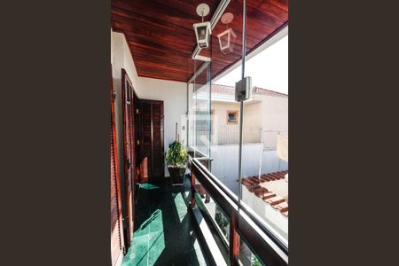 Casa à venda com 269m², 6 quartos e 3 vagas Casa à venda com 269m², 6 quartos e 3 vagasVaranda casa 2