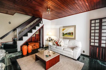 Casa à venda com 269m², 6 quartos e 3 vagas Casa à venda com 269m², 6 quartos e 3 vagasSala casa 2