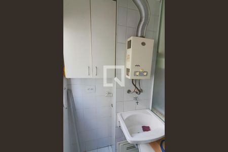 Apartamento para alugar com 53m², 2 quartos e 1 vaga Apartamento para alugar com 53m², 2 quartos e 1 vagaCozinha e Área de Serviço
