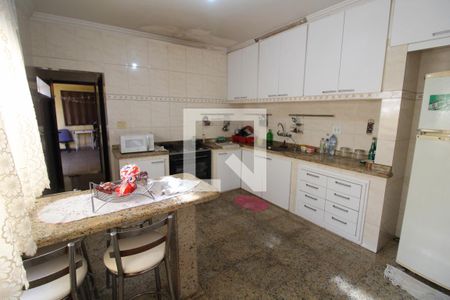 Apartamento à venda com 190m², 3 quartos e 4 vagasCozinha