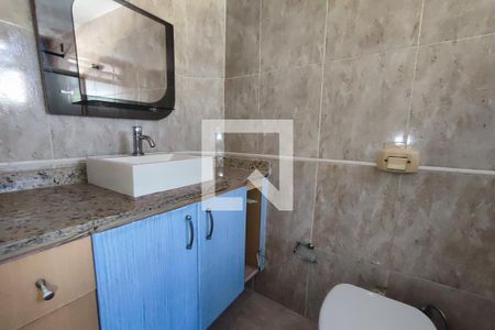 Casa de condomínio à venda com 106m², 2 quartos e 1 vagaBanheiro