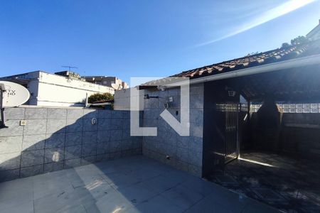 Casa de condomínio à venda com 106m², 2 quartos e 1 vagaTerraço