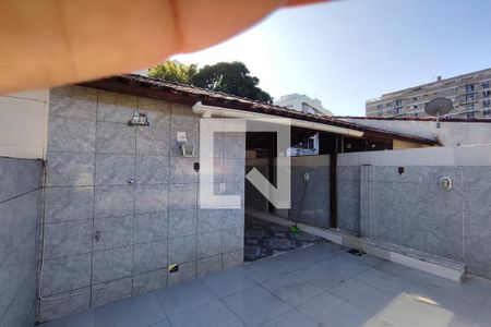 Casa de condomínio à venda com 106m², 2 quartos e 1 vagaTerraço